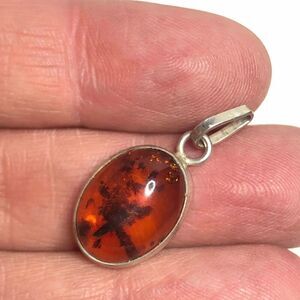 1148 Minimalist Sterling silver 925 Baltic amber oval pendant 1.6 gram